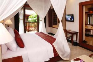 pokój hotelowy w Bali Tropic Resort