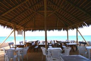 #wakacjeimage11 bar na plaży