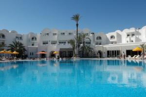 #wakacjeimage2 basen isis thalasso spa