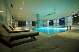 #wakacjeimage4 basen kryty