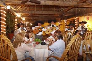 restauracja Oasis Cancun