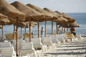 #wakacjeimage6 leżaki na plaży