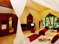 Bali Tropic Resort deluxe room