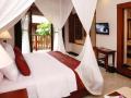 pokój hotelowy w Bali Tropic Resort