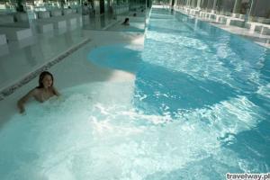 Adam and Eve hotel