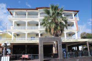 Aparthotel Afroditi