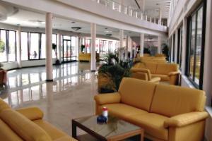 lobby Alan