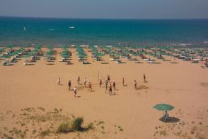plaża przy hotelu Belinda Beach