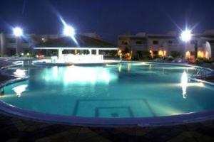 Bin Majid Beach Resort leżaki