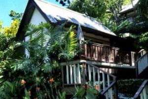 Central Karon Village wakacje