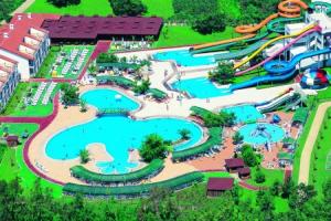 Clu Hotel Turan Prince World