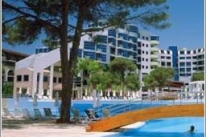 Cornelia Deluxe Resort basen