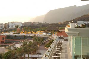 Teneryfa Costa Los Gigantes