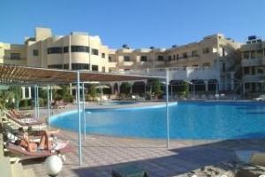 Desert Inn basen