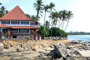 Dickwella Village hotel