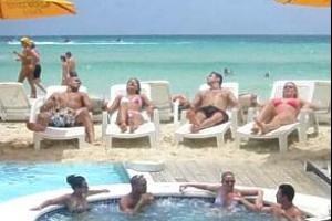 Fun Holiday jacuzzi