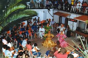 Gala bar