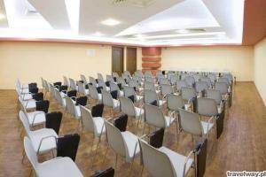 Glarus konferencje