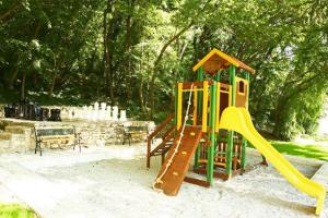 Gradina plac zabaw