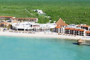 Grand Oasis hotel