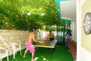 ping ponk Green Beyza
