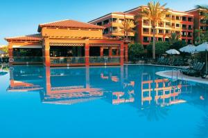 Costa Adeje Palace basen
