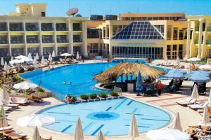 Hilton Resort basen