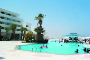 Hilton Plaza Hurghada basen