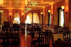 Hilton ZEA restauracja