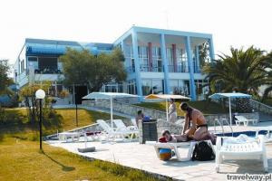 Iris hotel