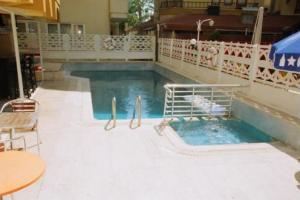 basen Kleopatra Bebek 