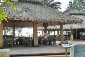 Tropicana bar