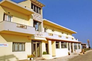 hotel Kormoranos Beach