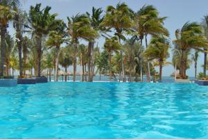 Cancun Oasis Grand Caribbean Resort