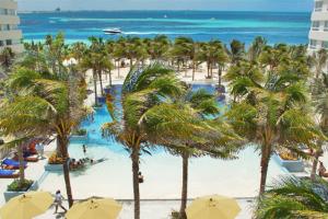 basen Oasis Grand Caribbean Resort