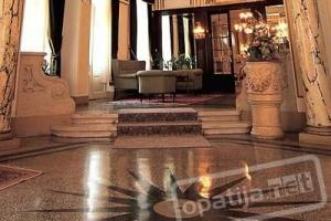 lobby w Palace Bellevue