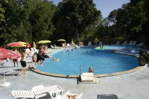 hotel Preslav basen