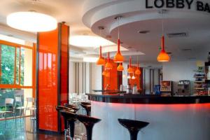 lobby bar