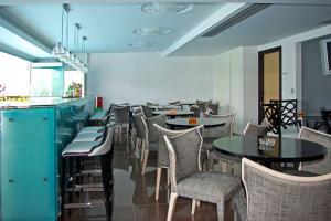 bar w Principal Paralia