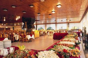 Riverside Holiday Village restauracja