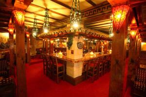 bar Roman Boutique