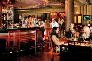 Rotana Fujairah bar