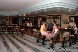 Semiramis bar