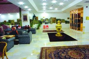 Sunshine lobby