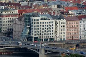 Tanczacy dom w Pradze