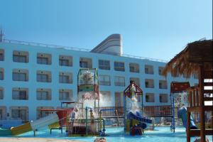 Titanic Resort and Aqua park