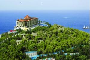 Utopia World hotel