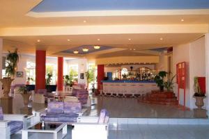 lobby bar