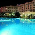 El Mouradi Hammamet nocą