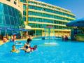 Ivana Palace basen